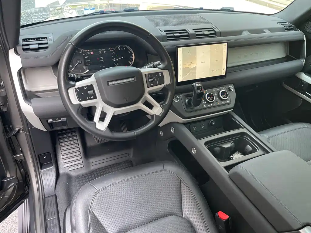 Land Rover Defender — миниатюра 7