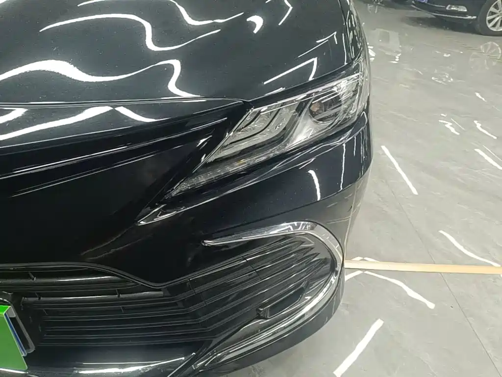 Toyota Camry — миниатюра 24