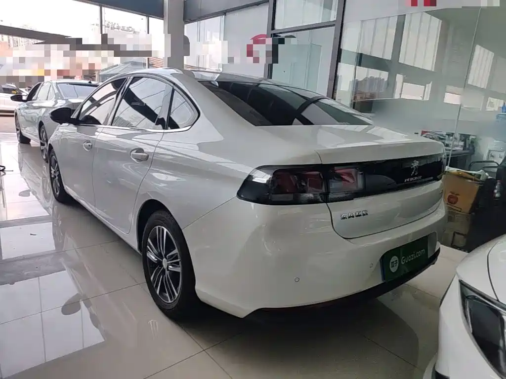 Peugeot 308 — миниатюра 5