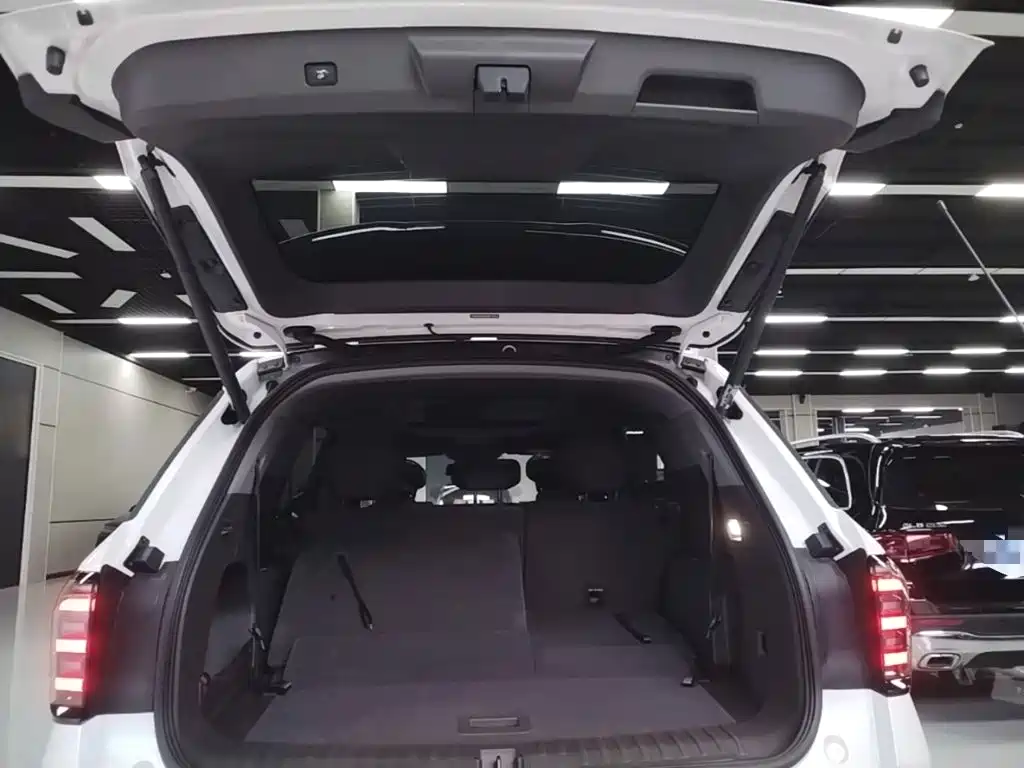 Ford Edge — миниатюра 19