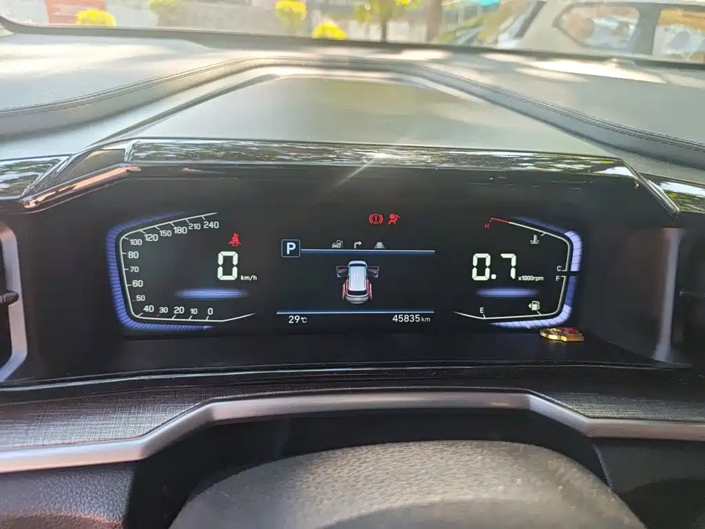 Hyundai Custo — миниатюра 7