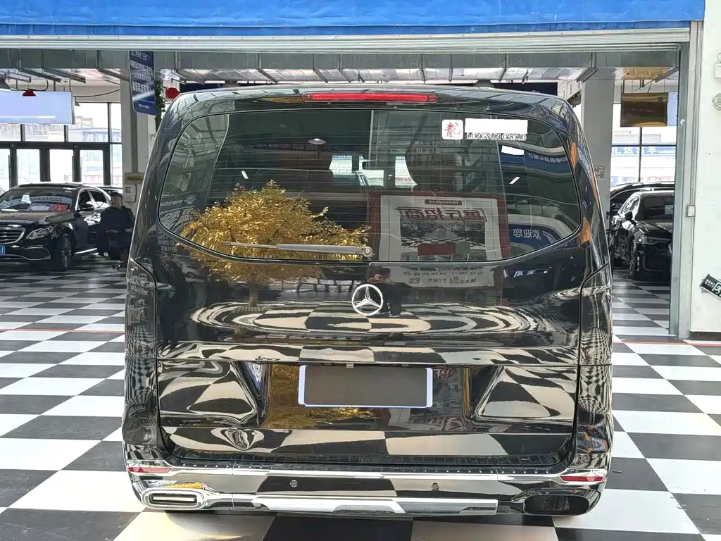 Mercedes-Benz Vito — миниатюра 17