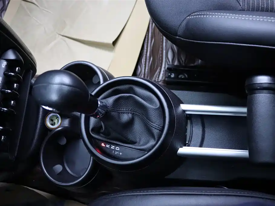 Mini Countryman 2013 1.6T COOPER ALL4 Fun