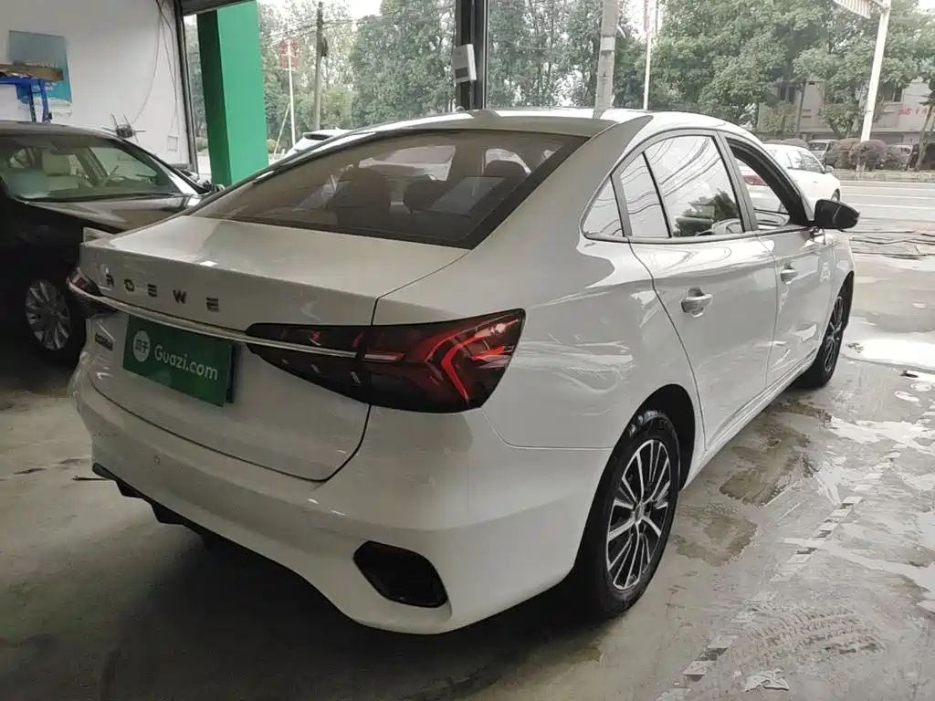 Roewe i5 — миниатюра 7
