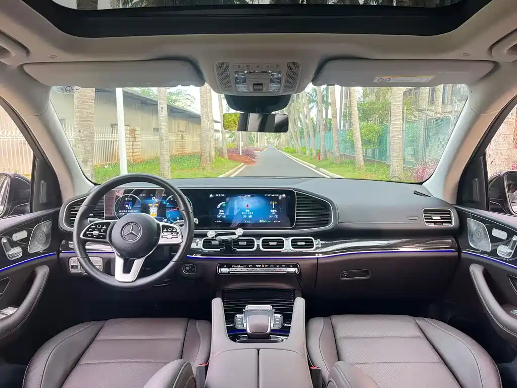 Mercedes-Benz GLE (Import) — миниатюра 4