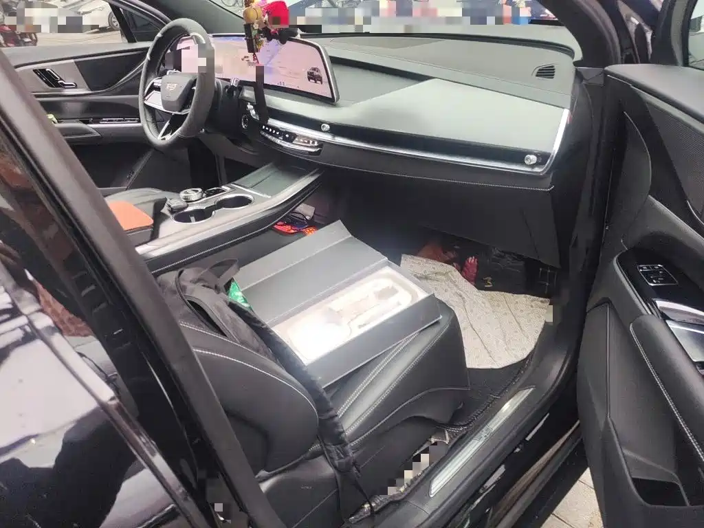 Cadillac XT5 — миниатюра 19