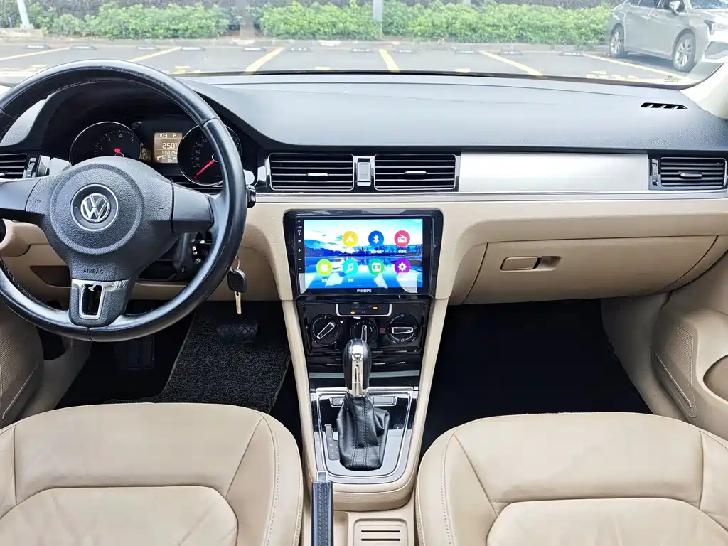 Volkswagen Bora — миниатюра 8