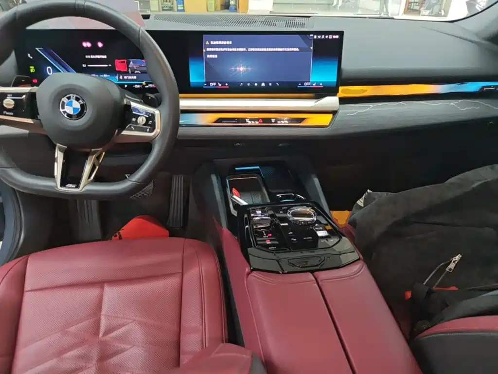 BMW 5 Series — миниатюра 10