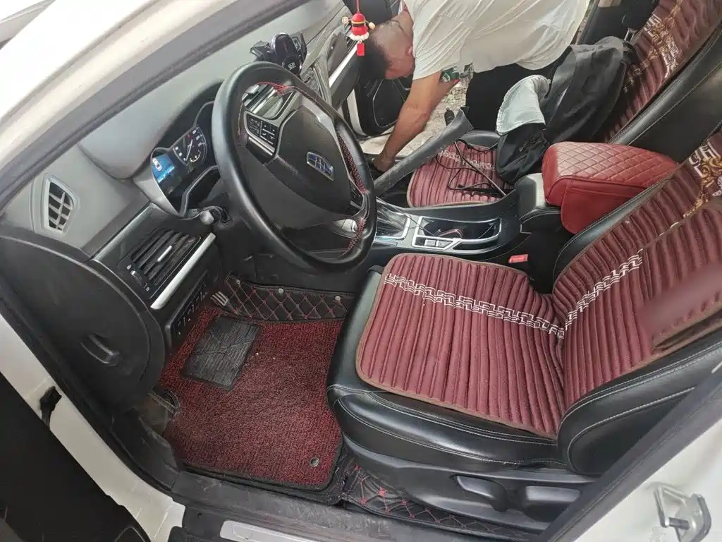 Geely Emgrand — миниатюра 17