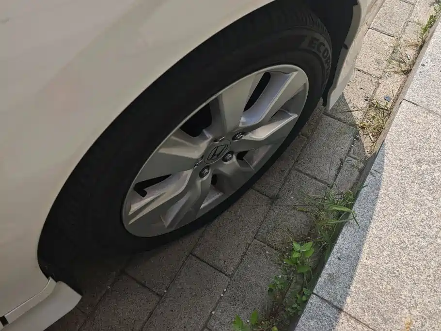 Honda Jade — миниатюра 6
