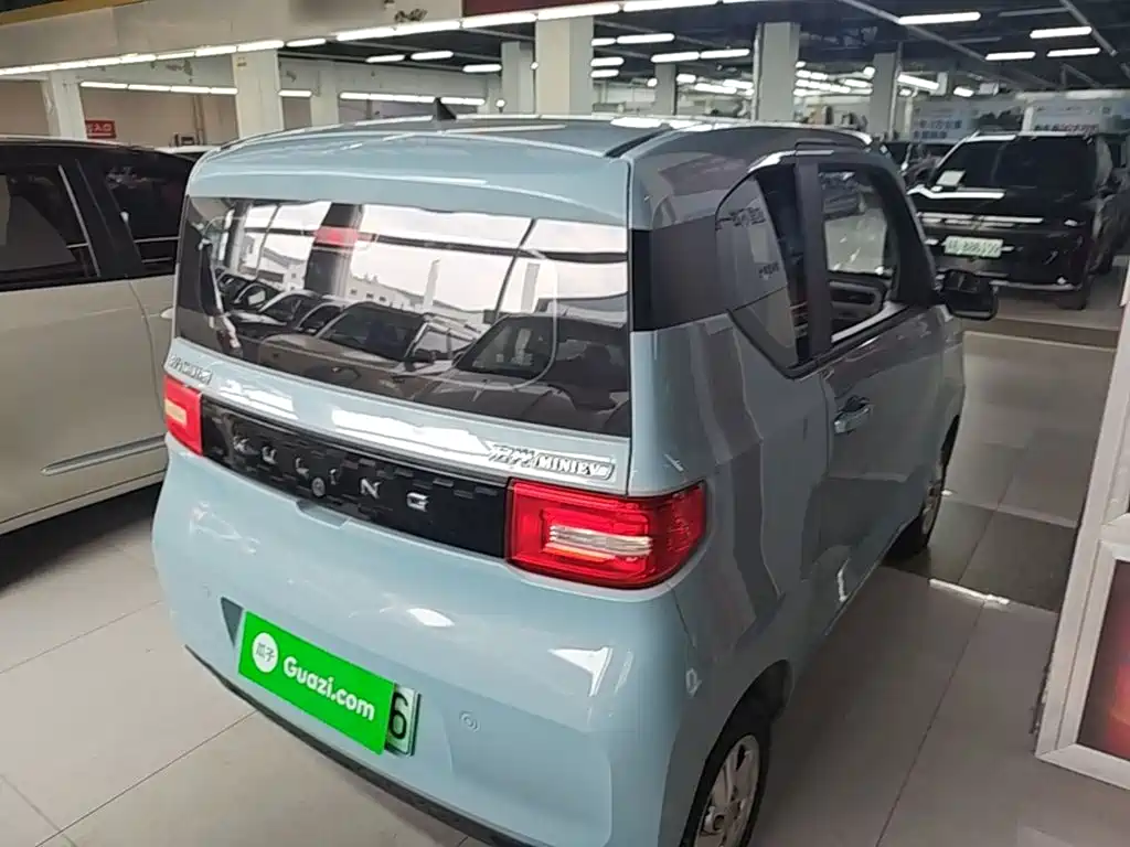 Wuling MINIEV — миниатюра 7