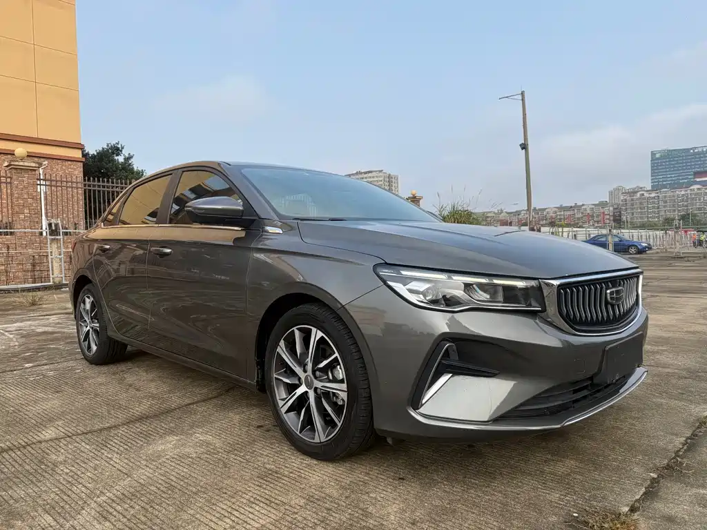 Geely Emgrand — миниатюра 3