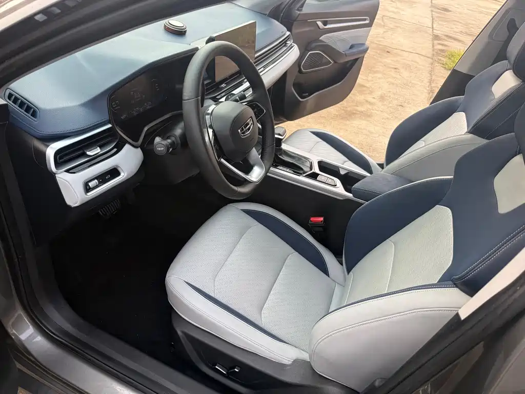 Geely Emgrand — миниатюра 17
