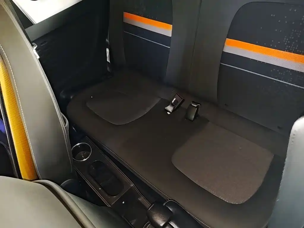 Wuling MINIEV — миниатюра 17