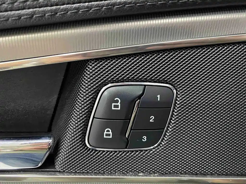 Lincoln MKX — миниатюра 20