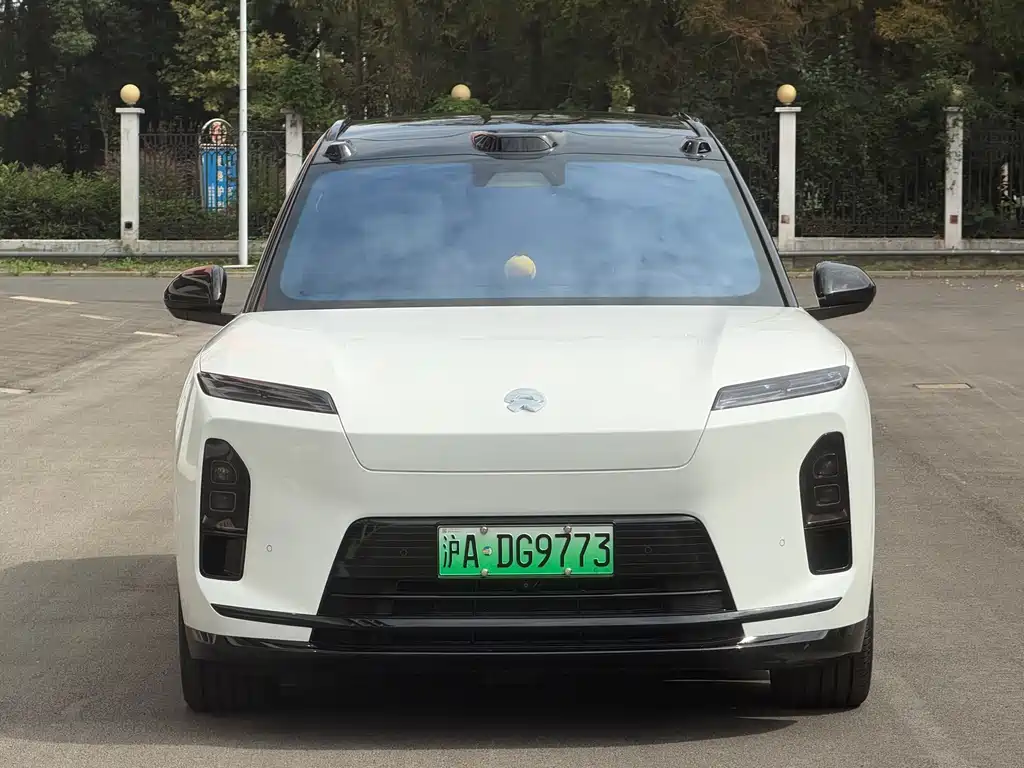 NIO ES8 — миниатюра 2