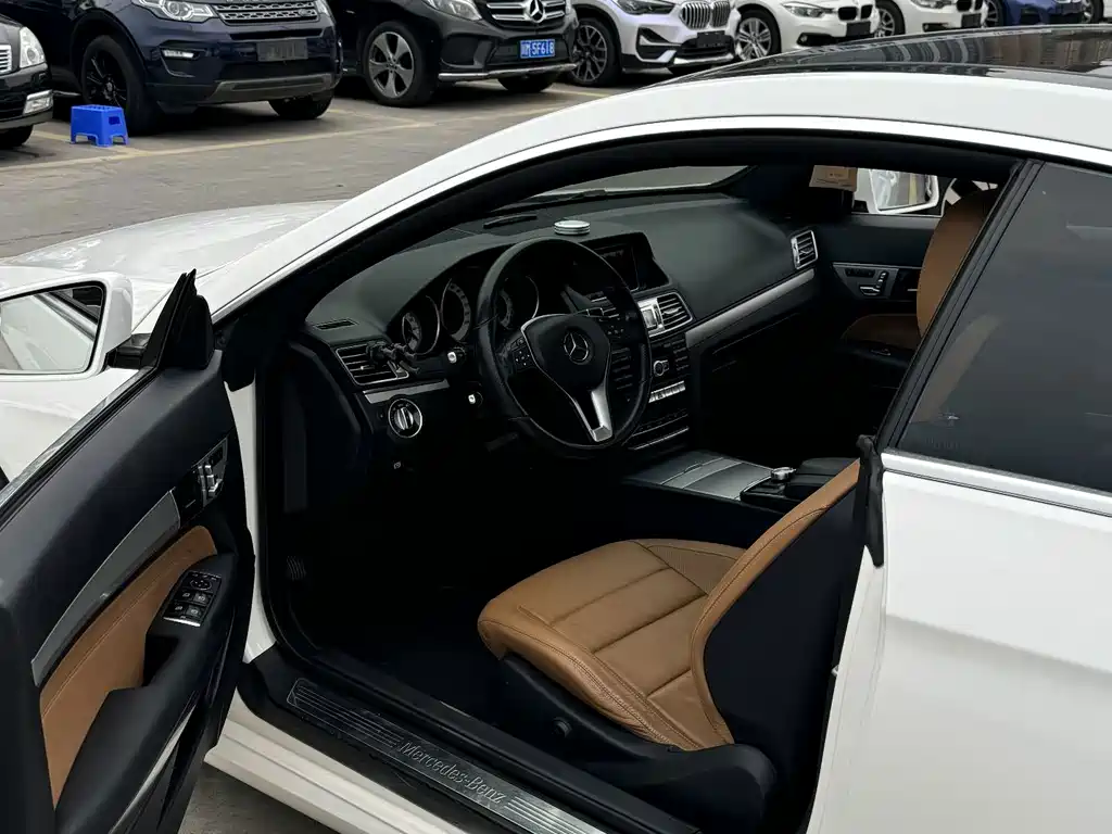 Mercedes-Benz E-Class (Import) — миниатюра 9