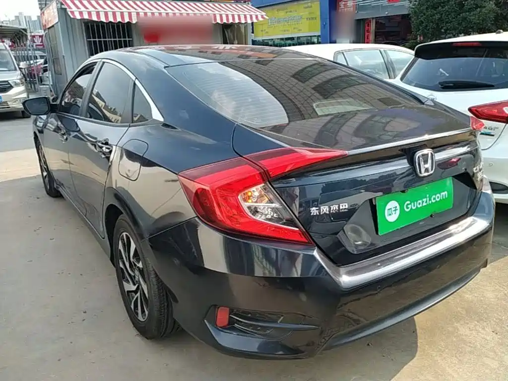 Honda Civic — миниатюра 5