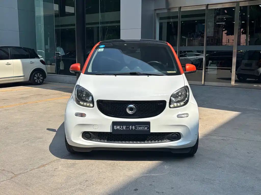 Smart fortwo 2015 1.0L 52