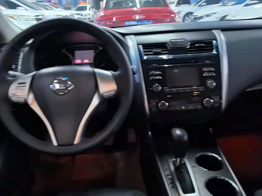 Nissan Teana — миниатюра 12