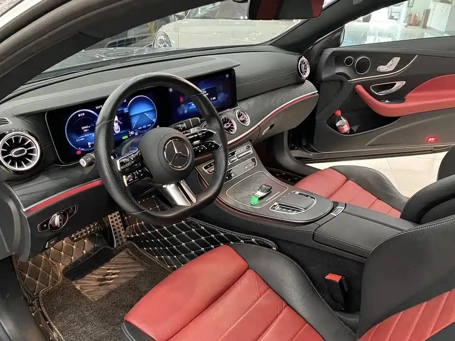 Mercedes-Benz E-Class (Import) — миниатюра 4