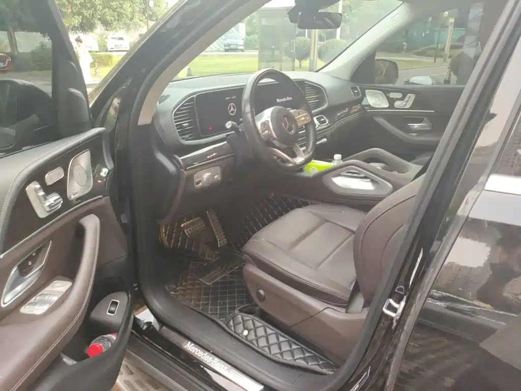 Mercedes-Benz GLS — миниатюра 14