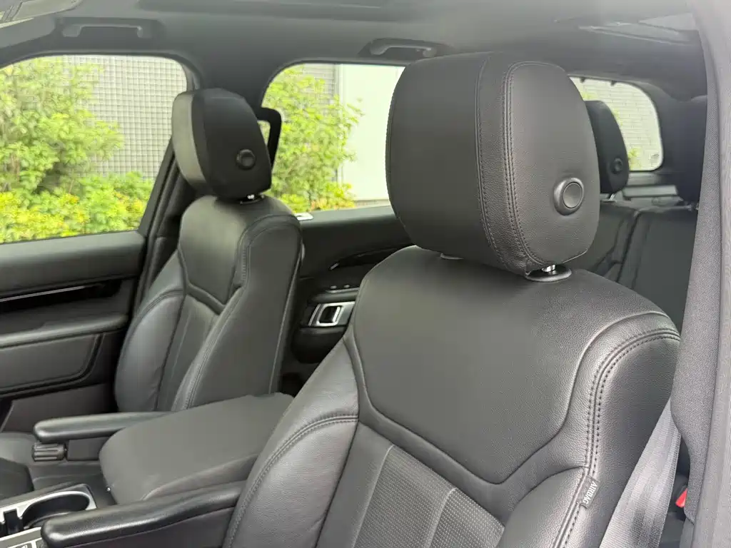 Land Rover Discovery — миниатюра 27