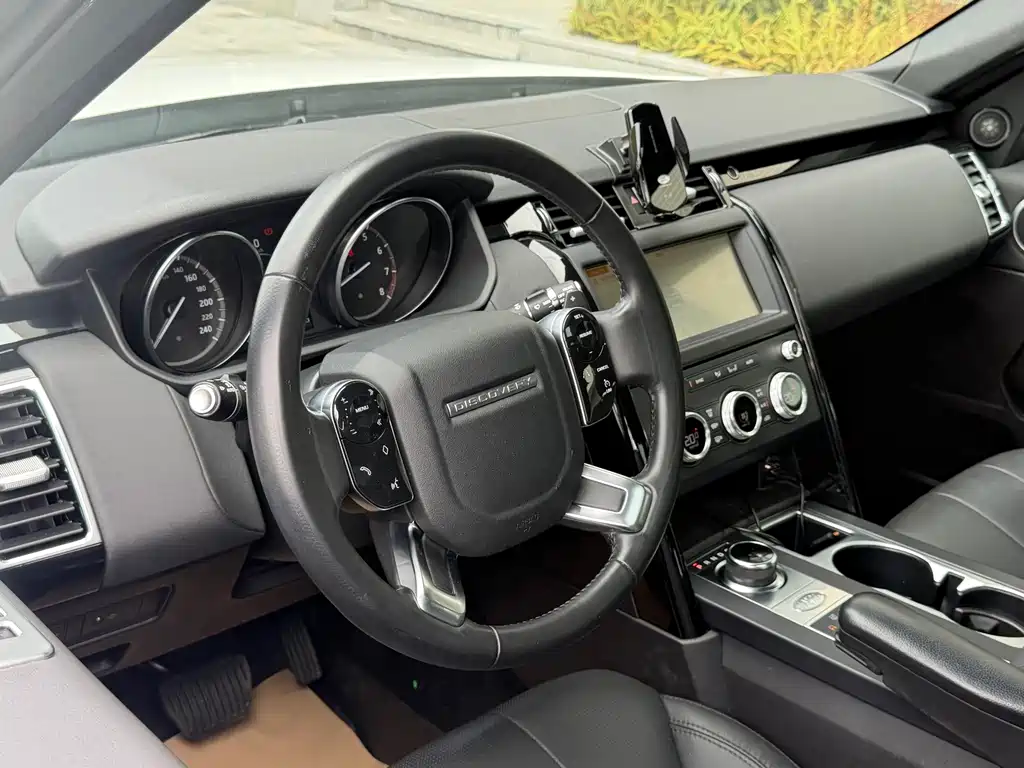 Land Rover Discovery — миниатюра 26