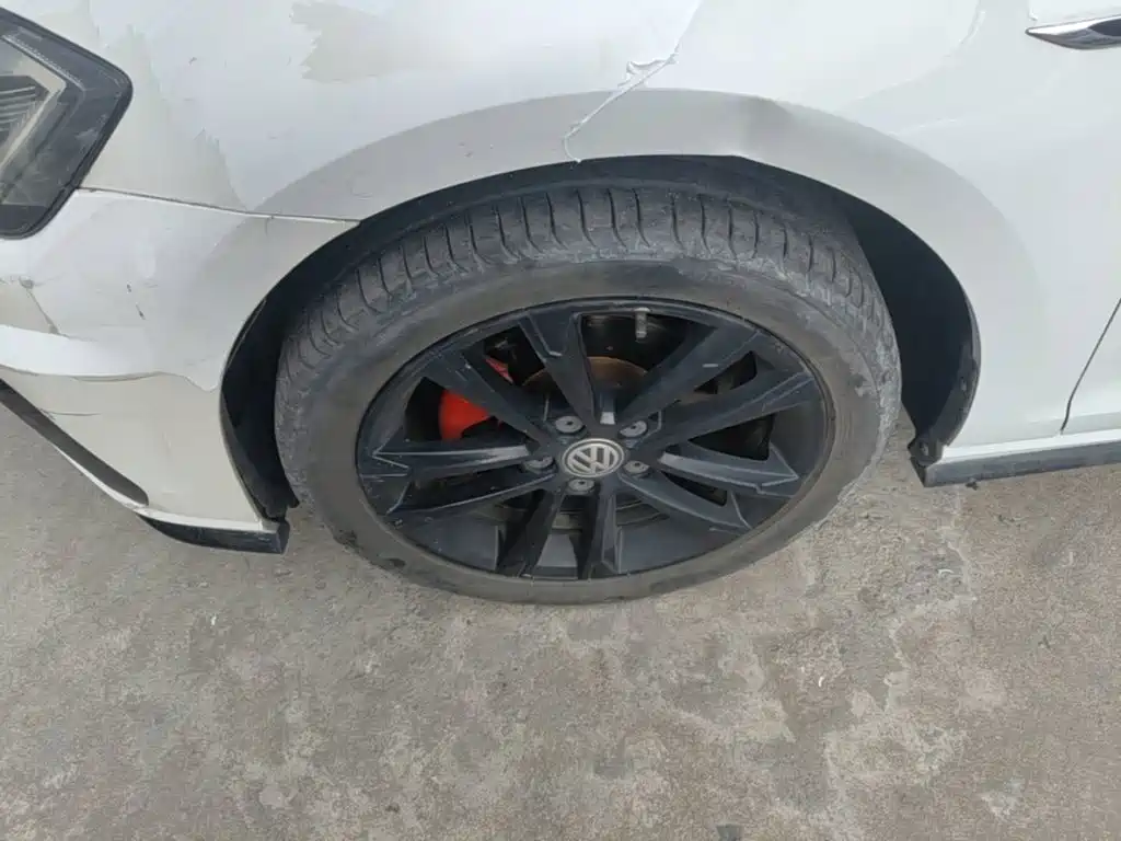 Volkswagen Golf — миниатюра 23