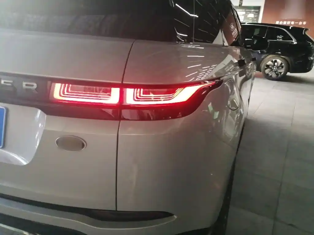 Land Rover Evoque — миниатюра 8