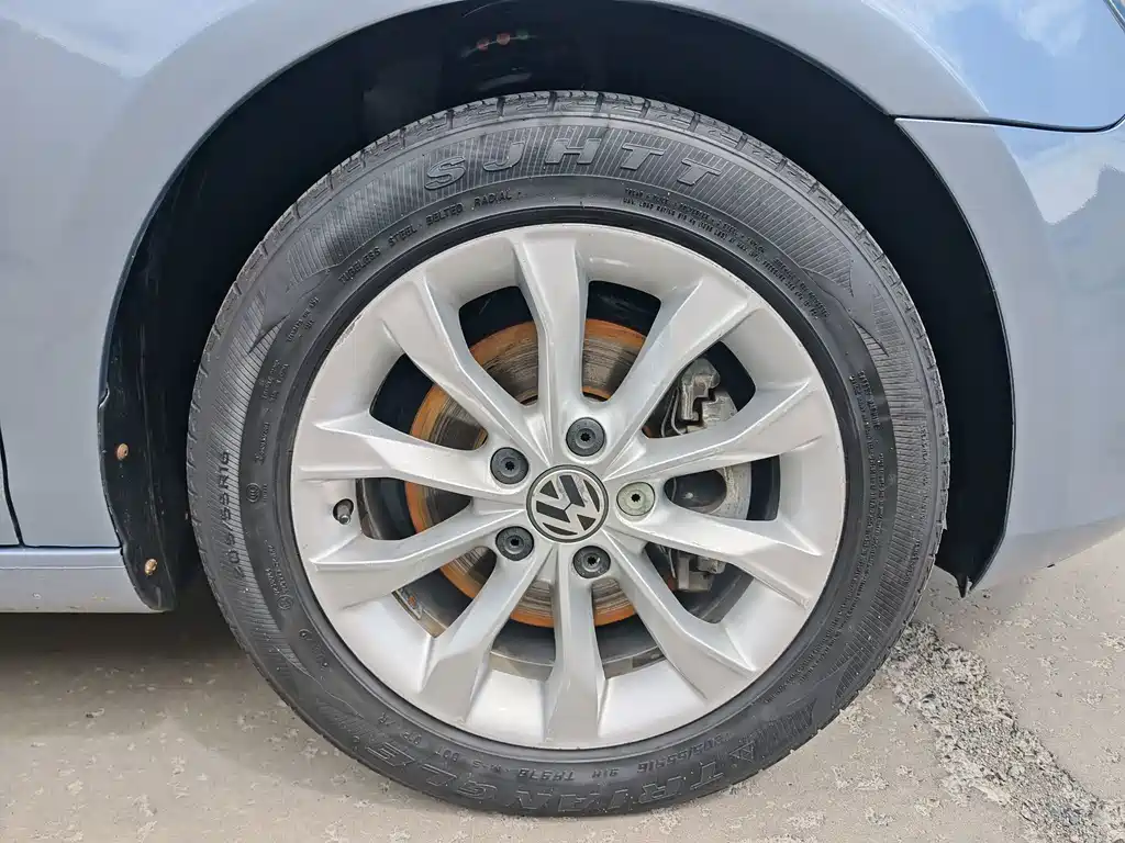 Volkswagen Golf — миниатюра 10