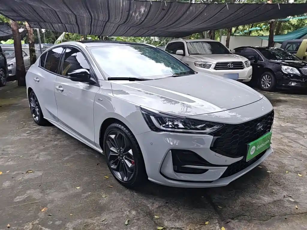 Ford Focus — миниатюра 4