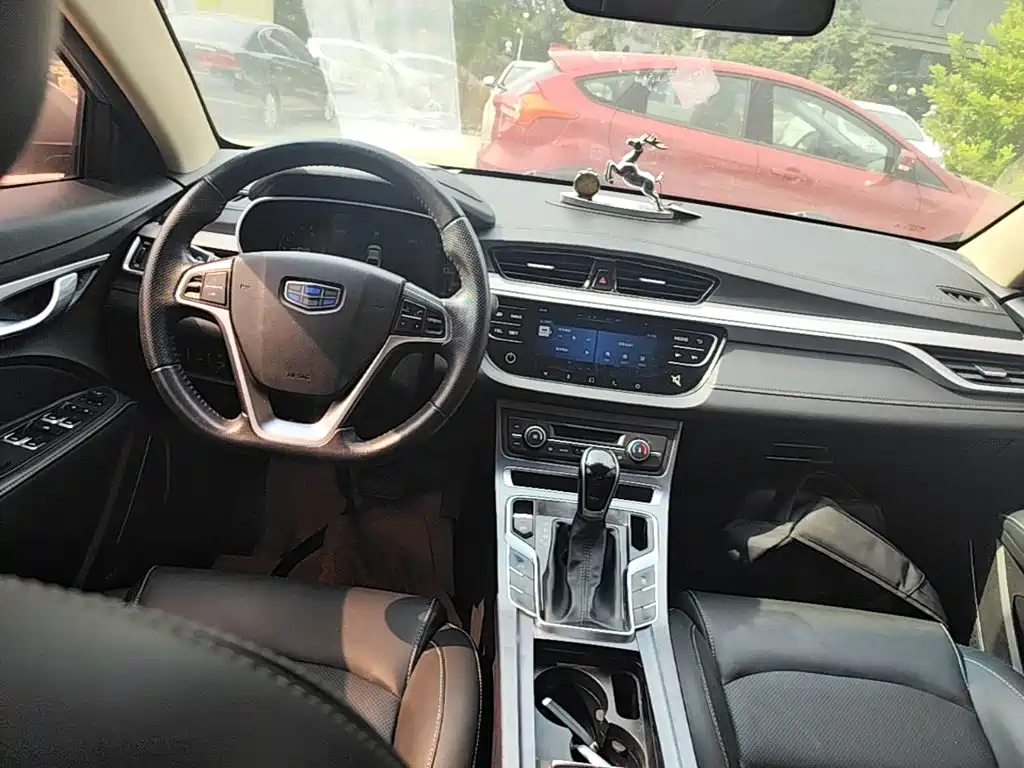 Geely Emgrand — миниатюра 10