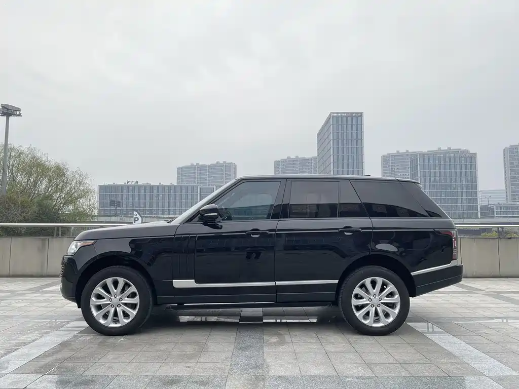 Land Rover Range Rover — миниатюра 3