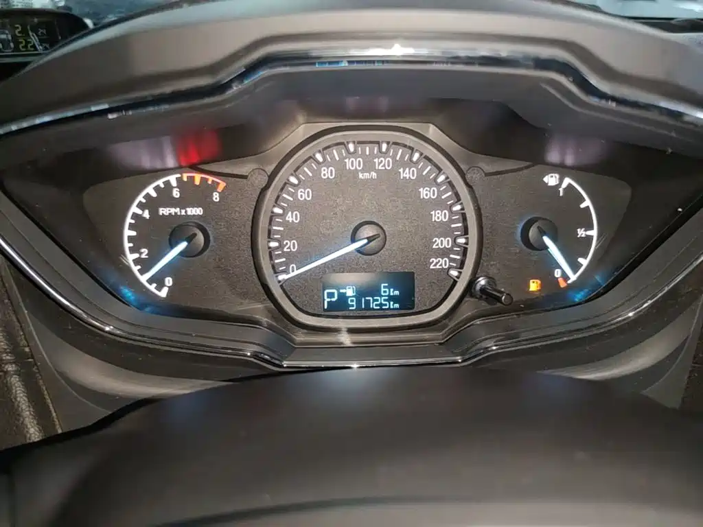 Ford Escort — миниатюра 12