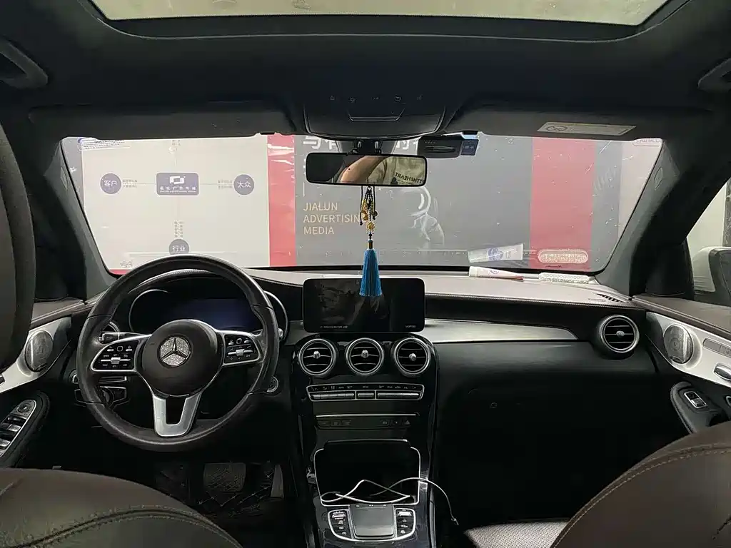 Mercedes-Benz GLC 2022 GLC 260 L 4MATIC Luxury