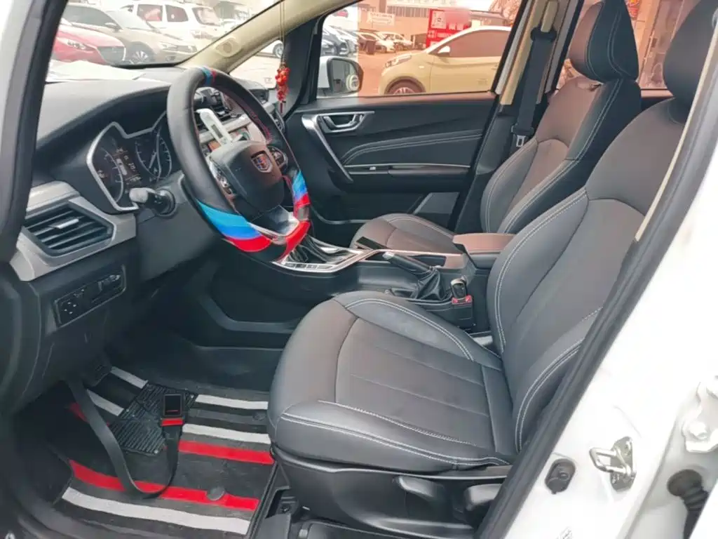 Geely Vision X3 — миниатюра 15