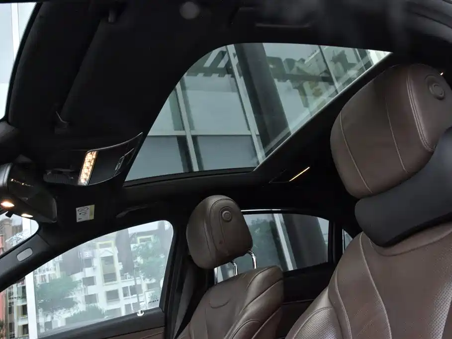 Mercedes-Benz S-Class — миниатюра 13