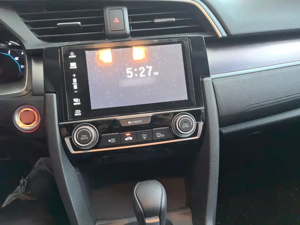 Honda Civic — миниатюра 7