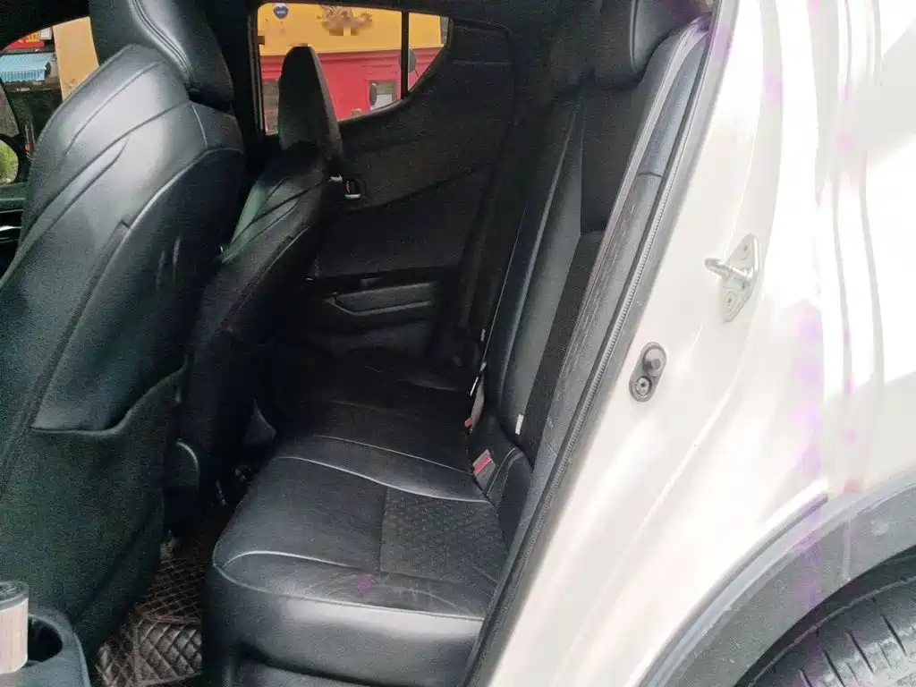 Toyota IZOA — миниатюра 15