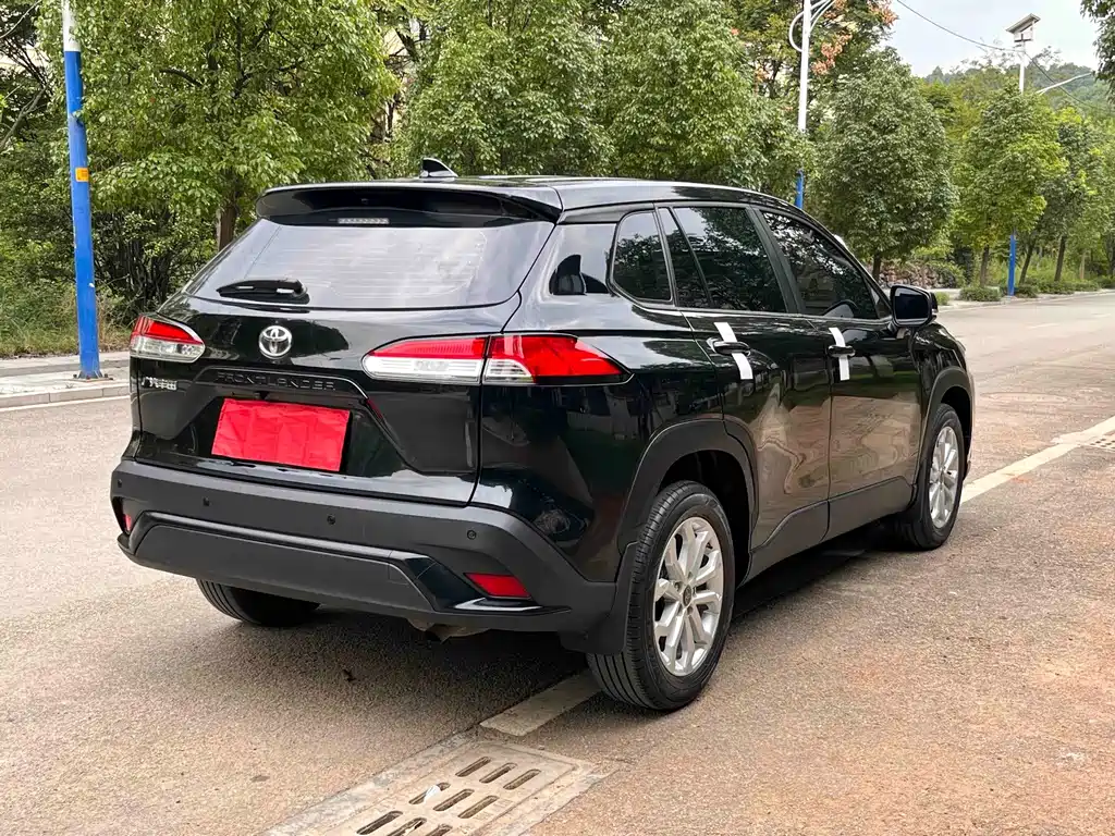 Toyota Frontlander — миниатюра 6