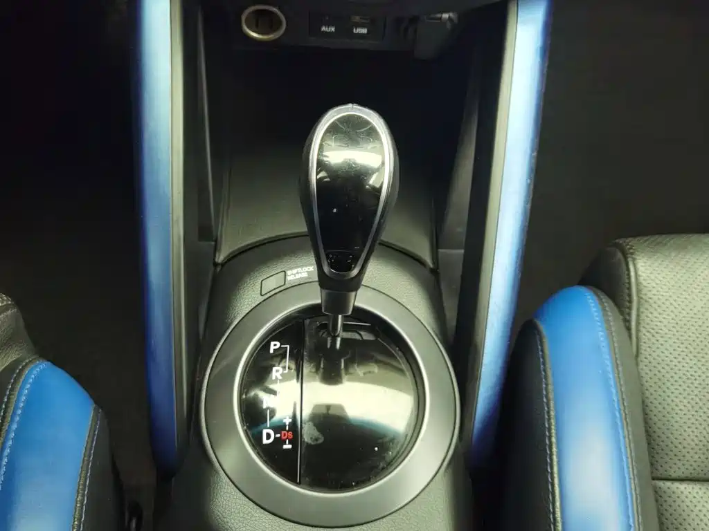 Hyundai Veloster — миниатюра 13