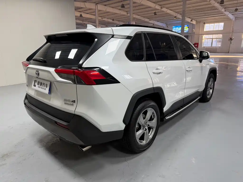 TOYOTA RAV4 RONGFANG