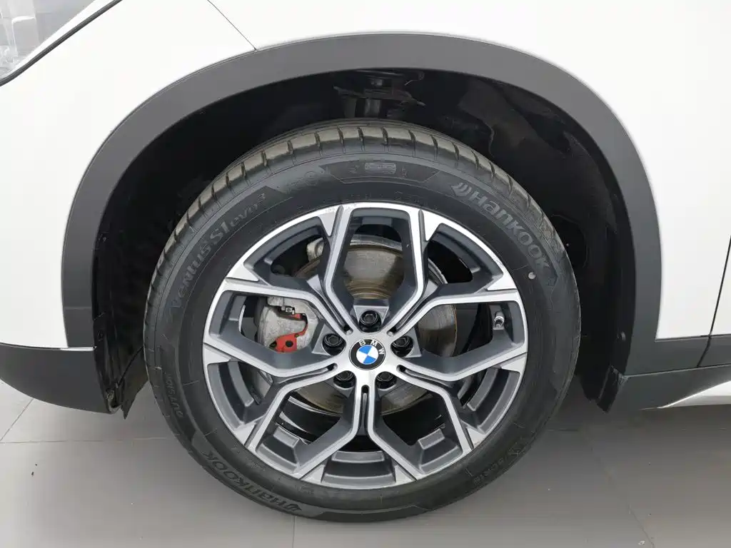 BMW X1 — миниатюра 17