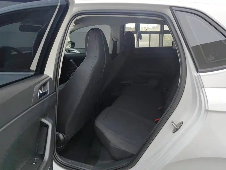 Volkswagen Polo — миниатюра 11