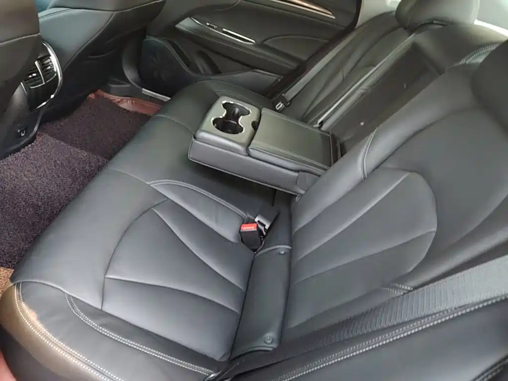 Buick LaCrosse — миниатюра 17