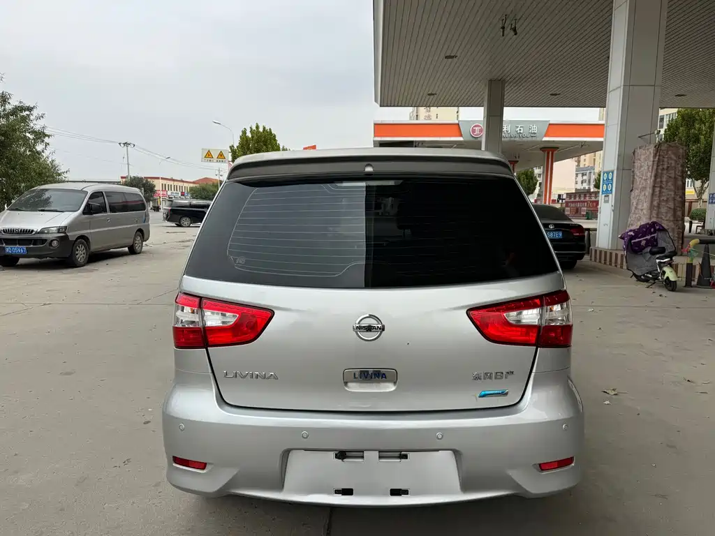 Nissan Livina — миниатюра 12
