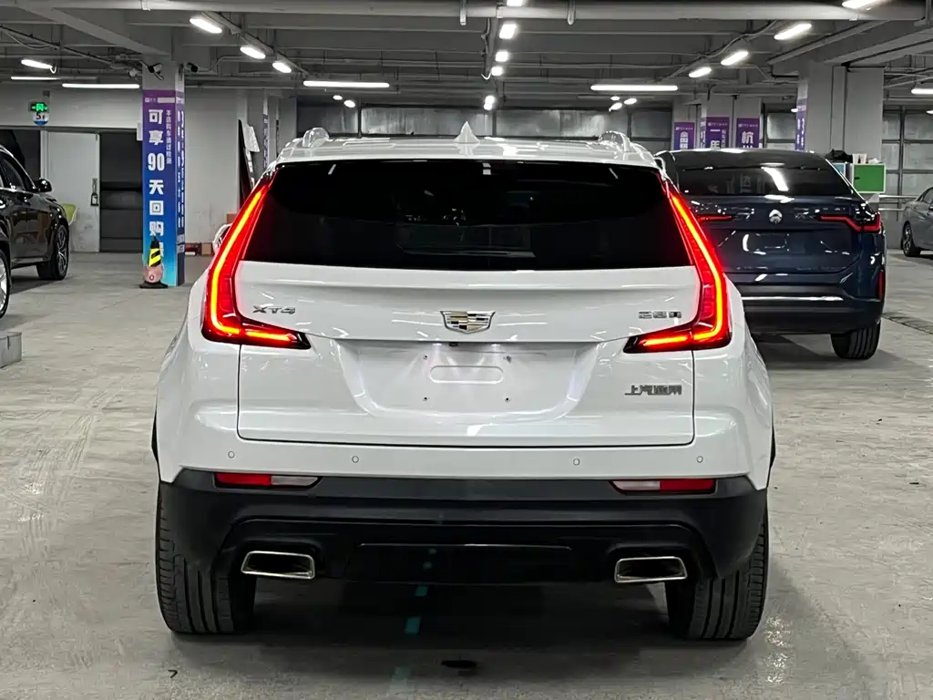 Cadillac XT4 — миниатюра 5