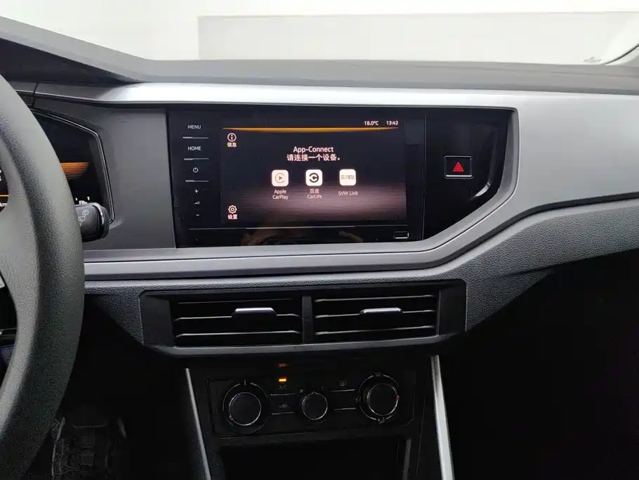 Volkswagen Polo — миниатюра 13