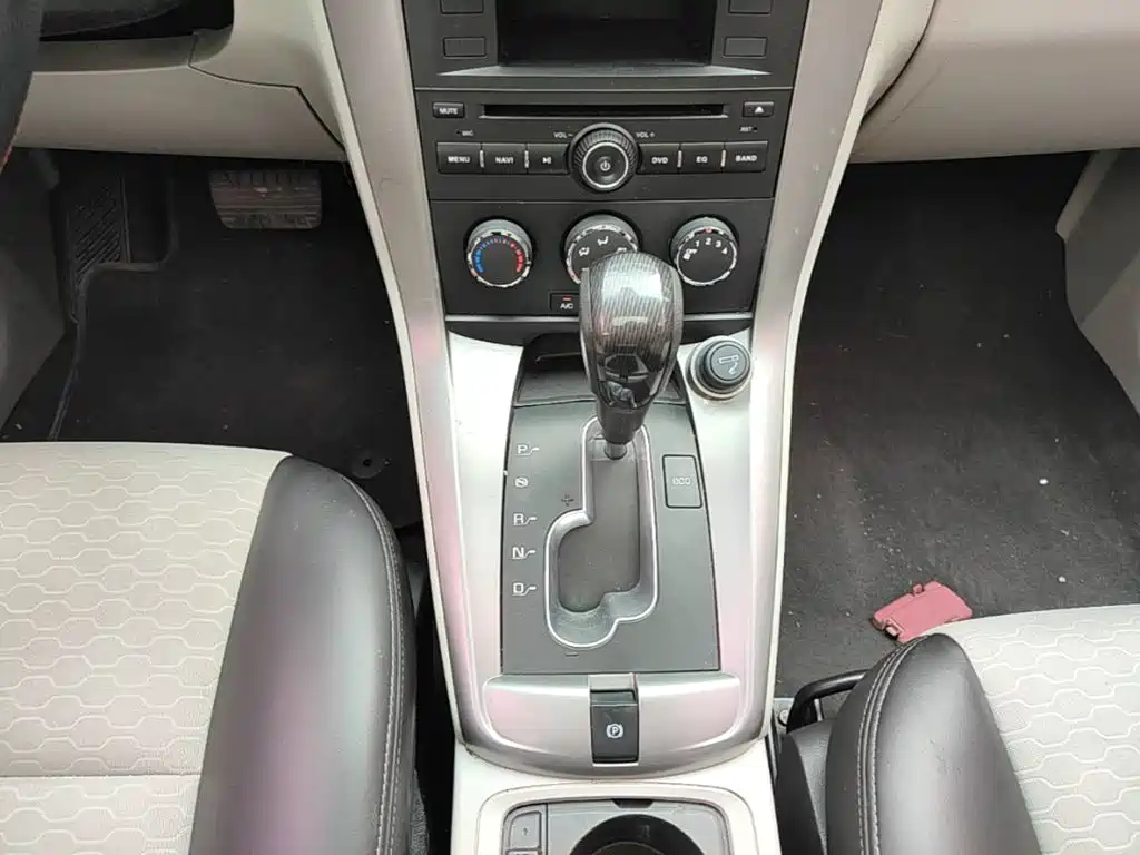 Chevrolet Captiva — миниатюра 14